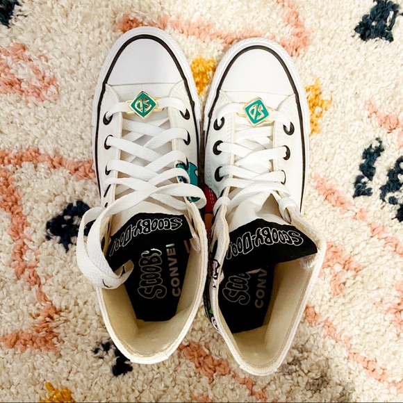 Scooby Doo Converse Collab - Picture 4 of 4